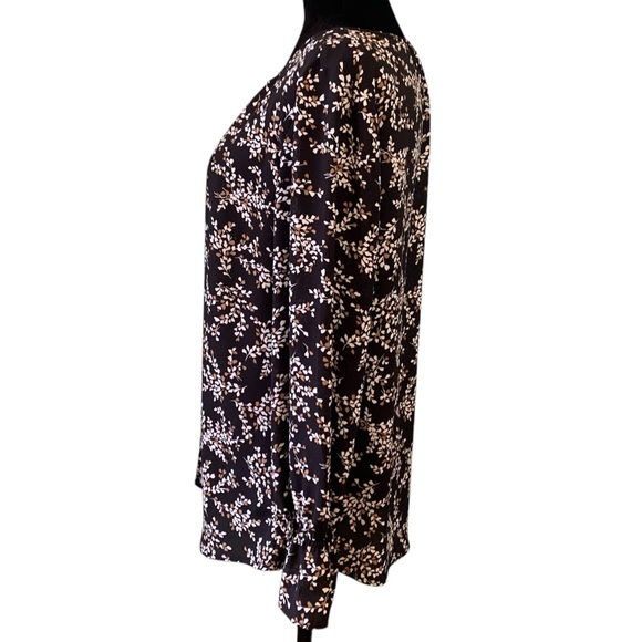 Talbots Keyhole Flowy Tunic Top Black Tan Floral Long Sleeve size Medium - Picture 4 of 8